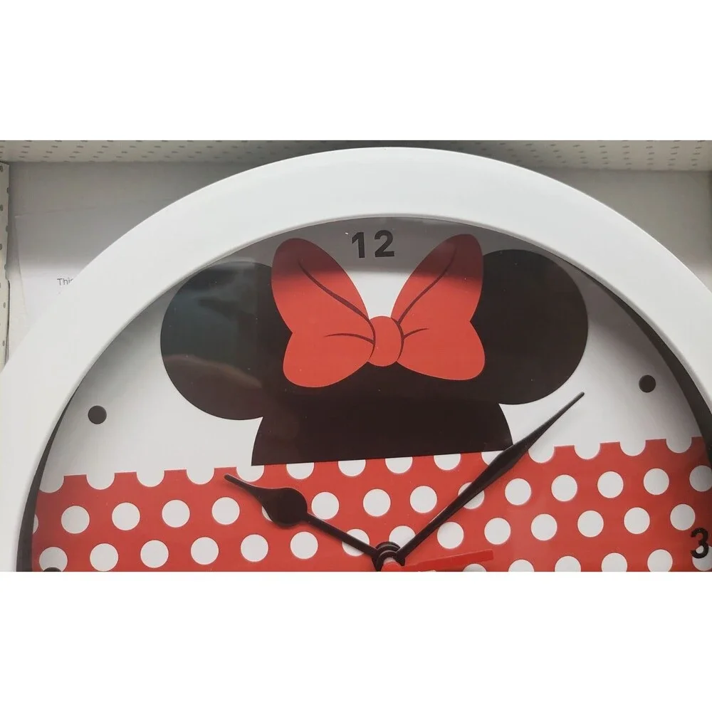 Round Plastic Decor. Wall 10
